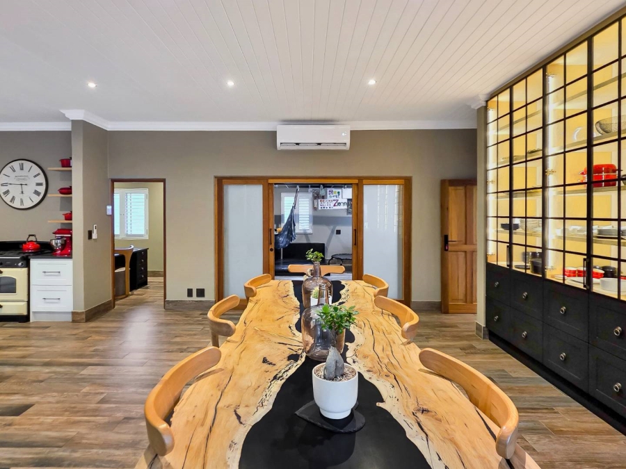 7 Bedroom Property for Sale in Durbanville Western Cape